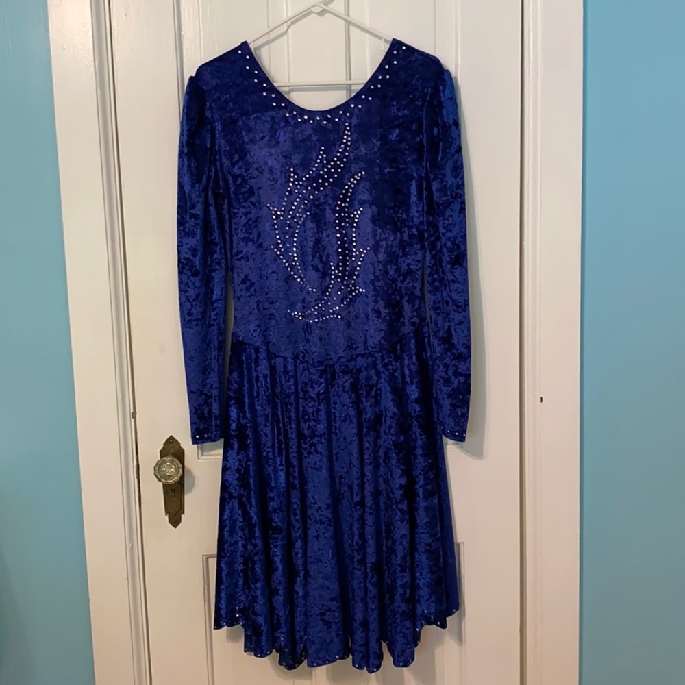 Blue velvet dance dress